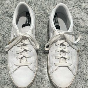 Women’s Adidas sneakers - 7.5